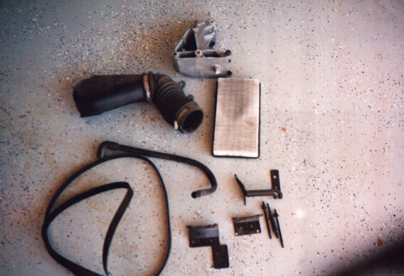 parts.jpg (47641 bytes)